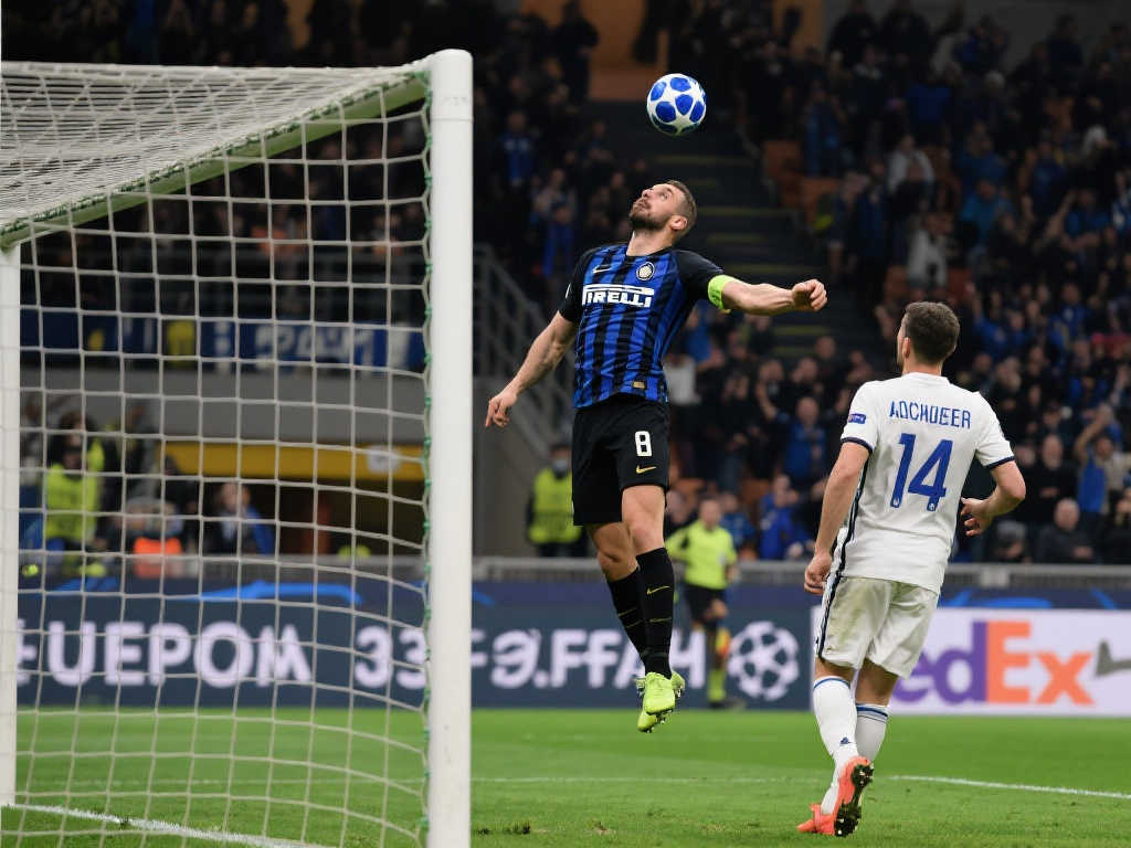 赛中个别俱 赛中个别俱